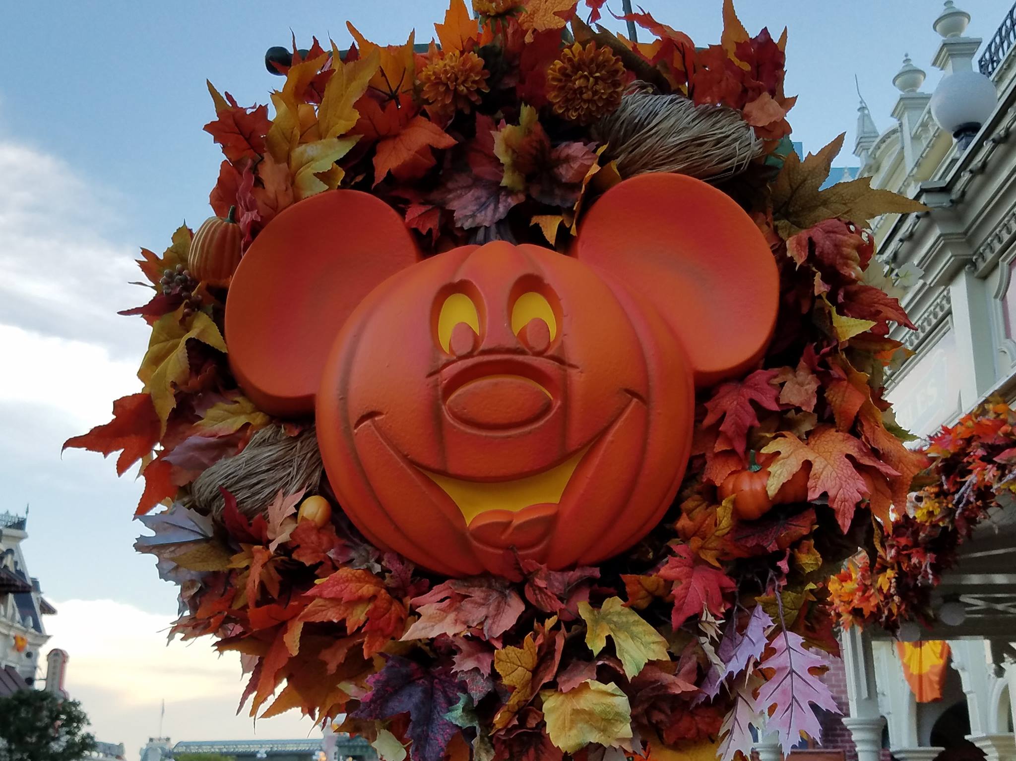 Disney autumn Mickey pumpkin decoration